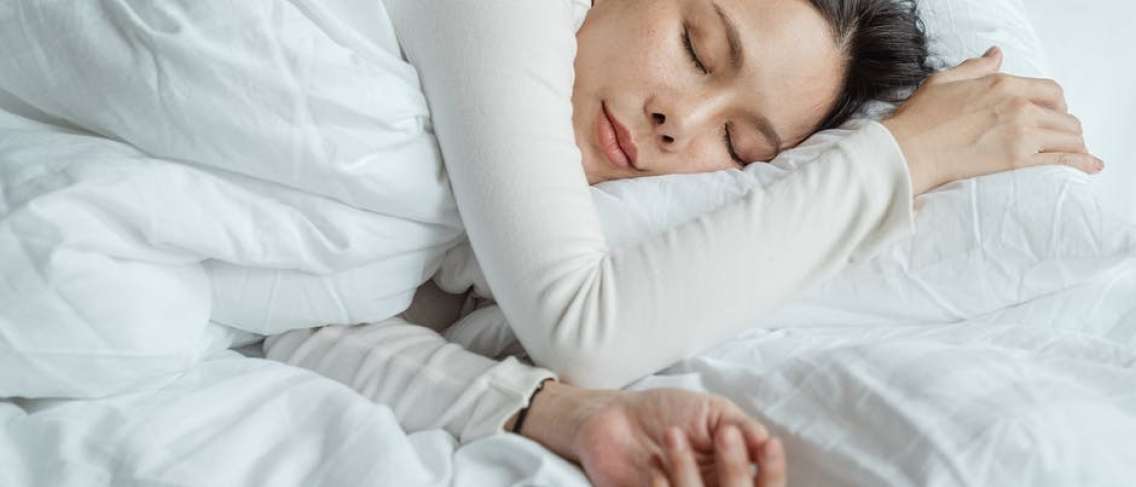 6 Tips Ampuh Menurunkan Berat Badan Saat Tidur 14