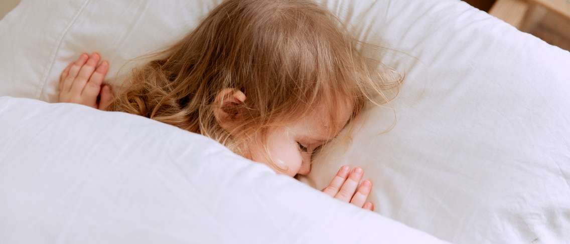 Tips Memilih Bantal Tidur yang Tepat untuk Si Kecil 25