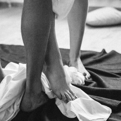 Punya Pasangan Lebih Pendek? Coba Posisi Seks Ini!