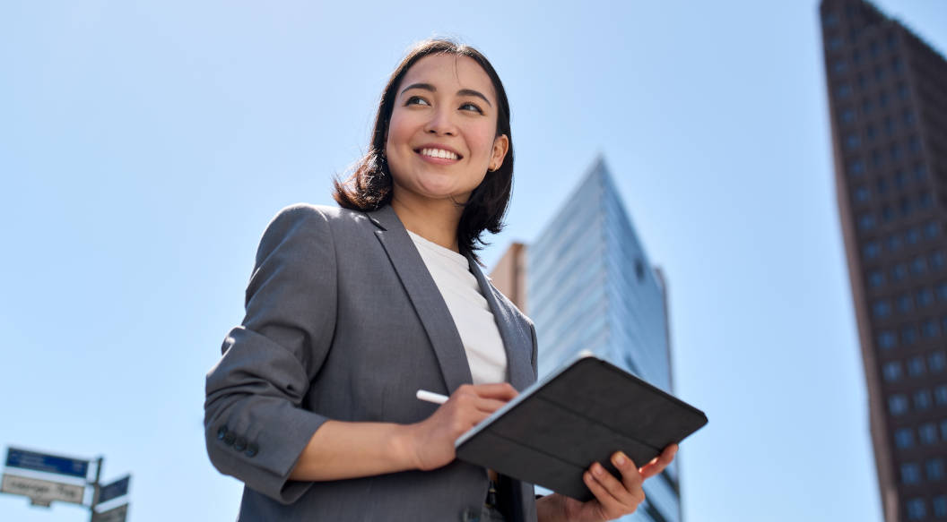 Apa Itu Alpha Female? Ini Ciri-ciri dan Cara Mengambil Hatinya