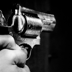 Tips Melindungi Diri saat Terjadi Teror