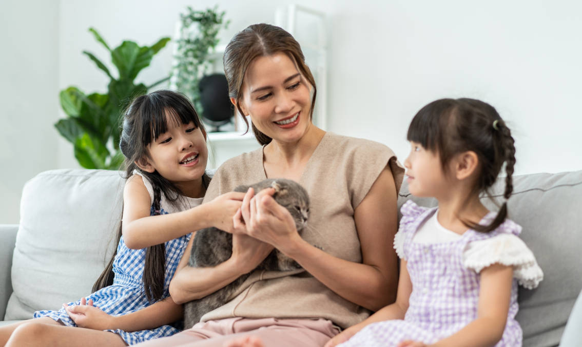 Cara Mengajarkan Anak Agar Sayang pada Hewan, Dimulai dari Hewan Peliharaan