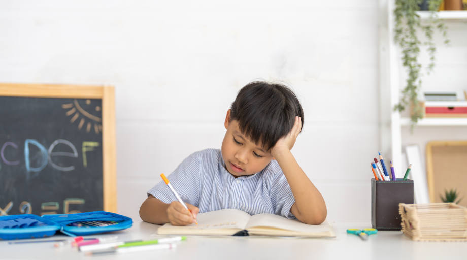 Kesalahan Orang Tua yang Bikin Anak Tidak Mandiri