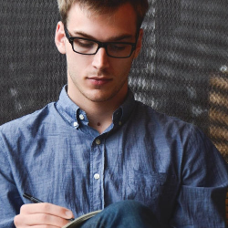 Pria Juga Bisa PMS, Lho!