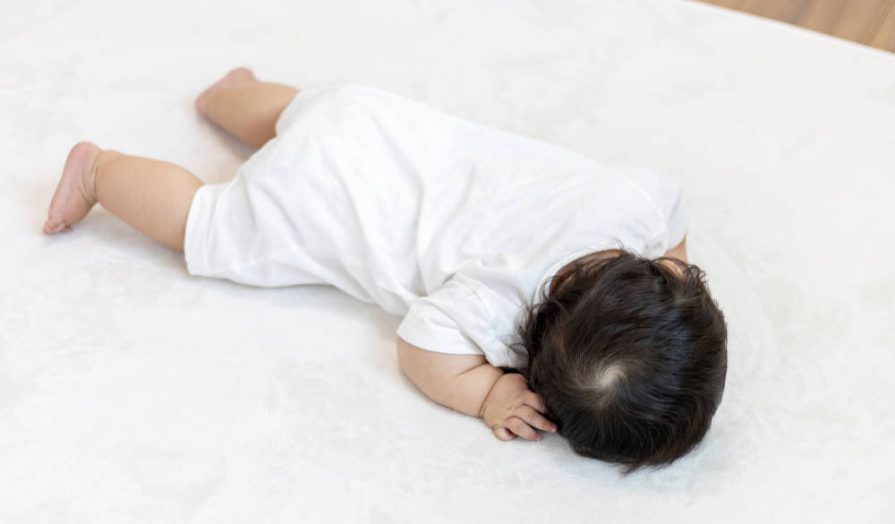 Bolehkah Bayi Tidur Tengkurap? Ini Posisi yang Aman
