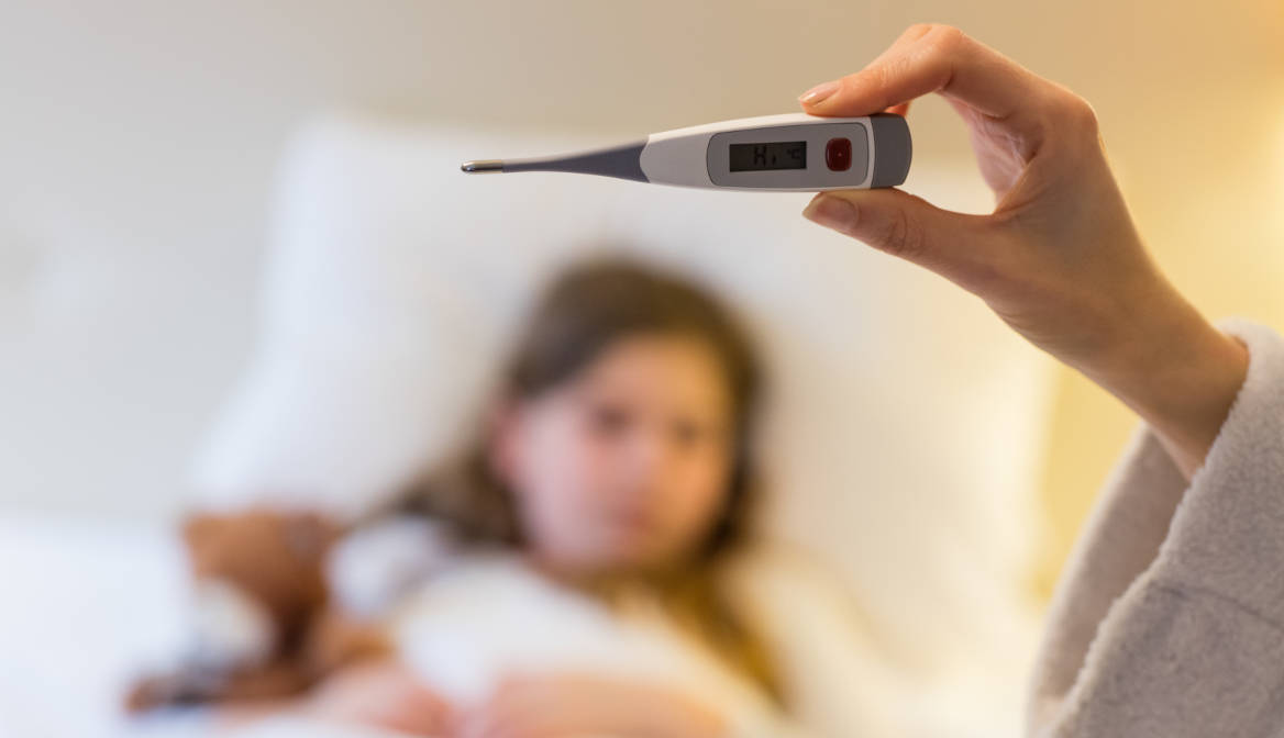 Gejala Infeksi Virus Nipah Diawali Demam Tinggi dan Gangguan Pernapasan