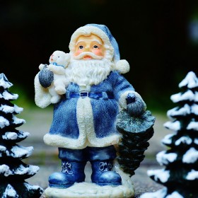 2 Alasan Harus Jujur pada Anak Soal Santa Claus