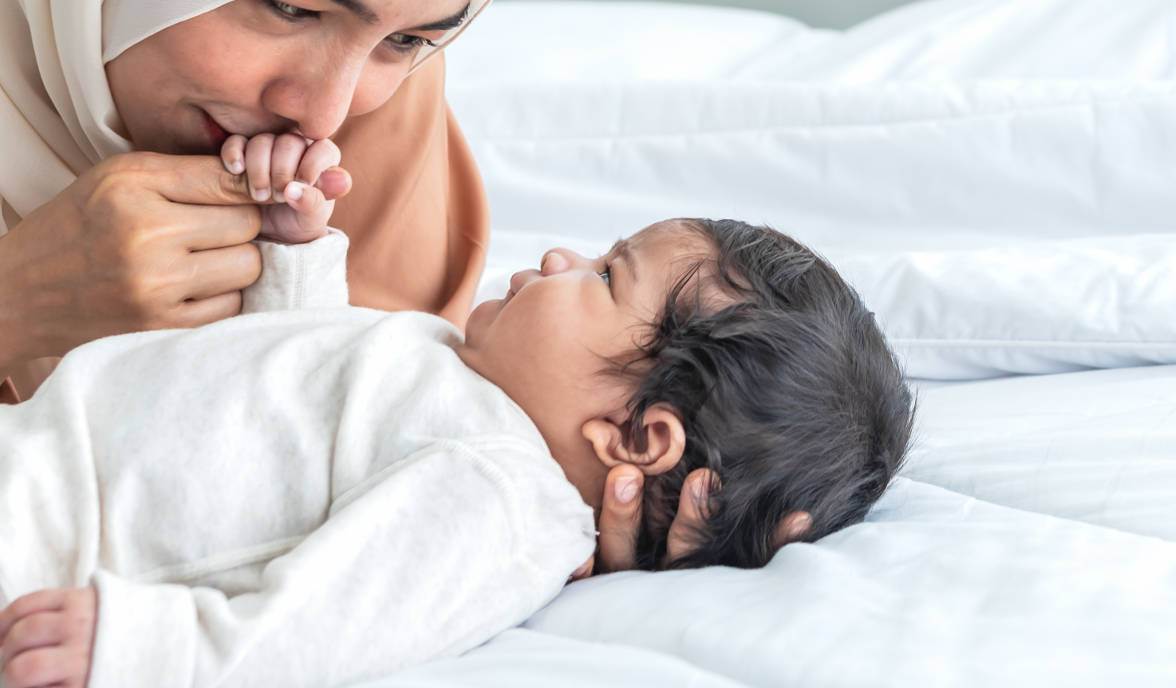 Tumbuh Kembang Bayi 2 Bulan​