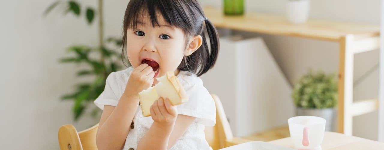 Ini Makanan Sehat untuk Anak yang Wajib Mums Ketahui!