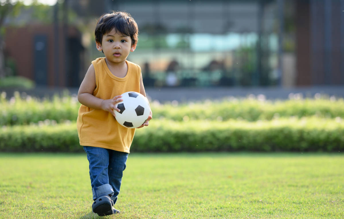 Kegiatan Melatih Motorik Kasar Anak Usia 1 Hingga 3 Tahun