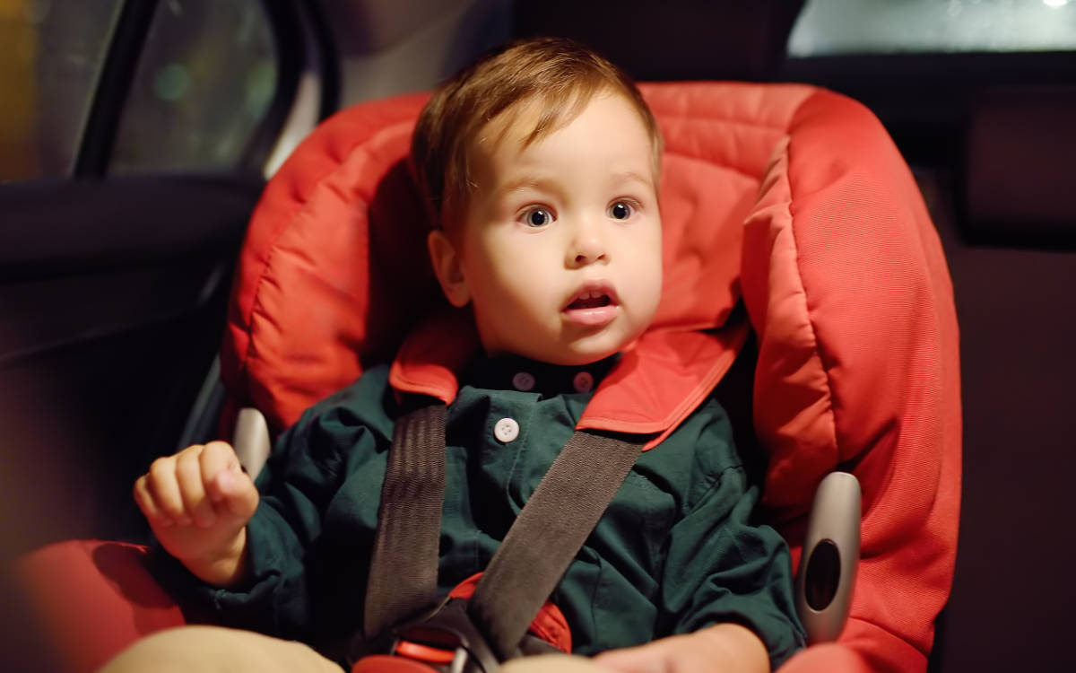 Risiko Bayi Keluar di Malam Hari