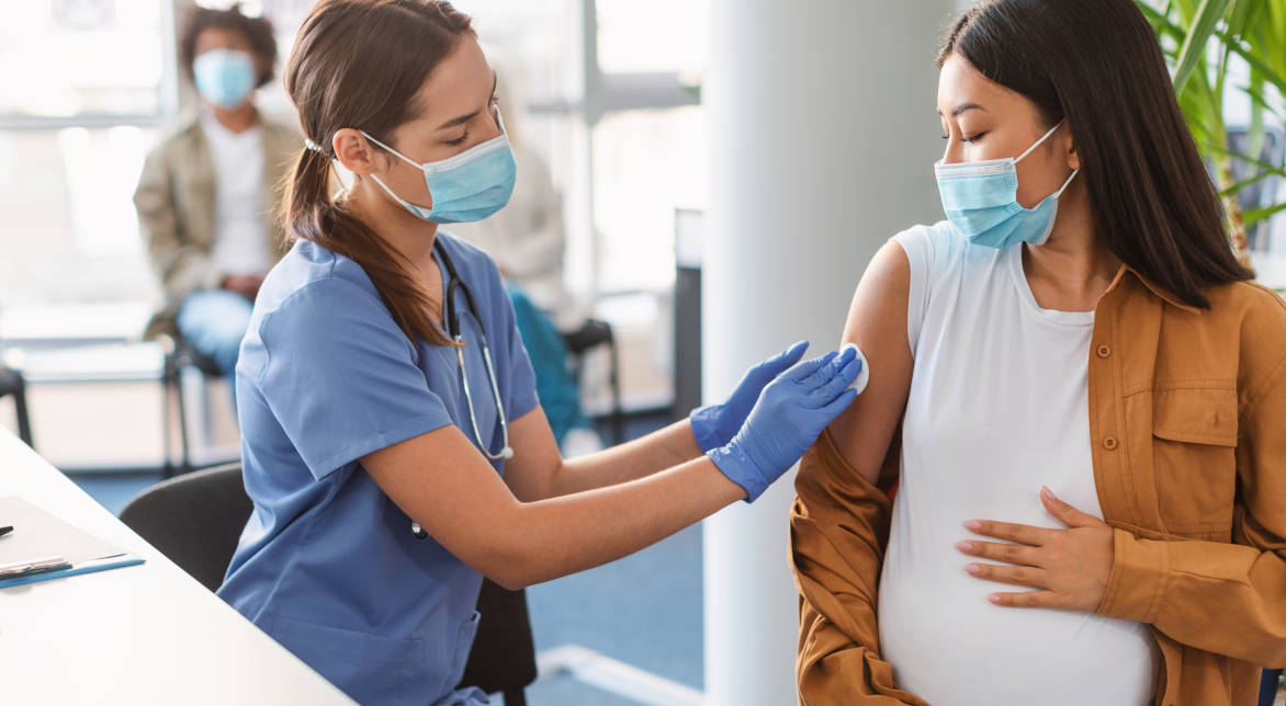 Lindung Bayi Baru Lahir dari Infeksi Saluran Pernapasan Bawah, Bumil Perlu Vaksin RSV