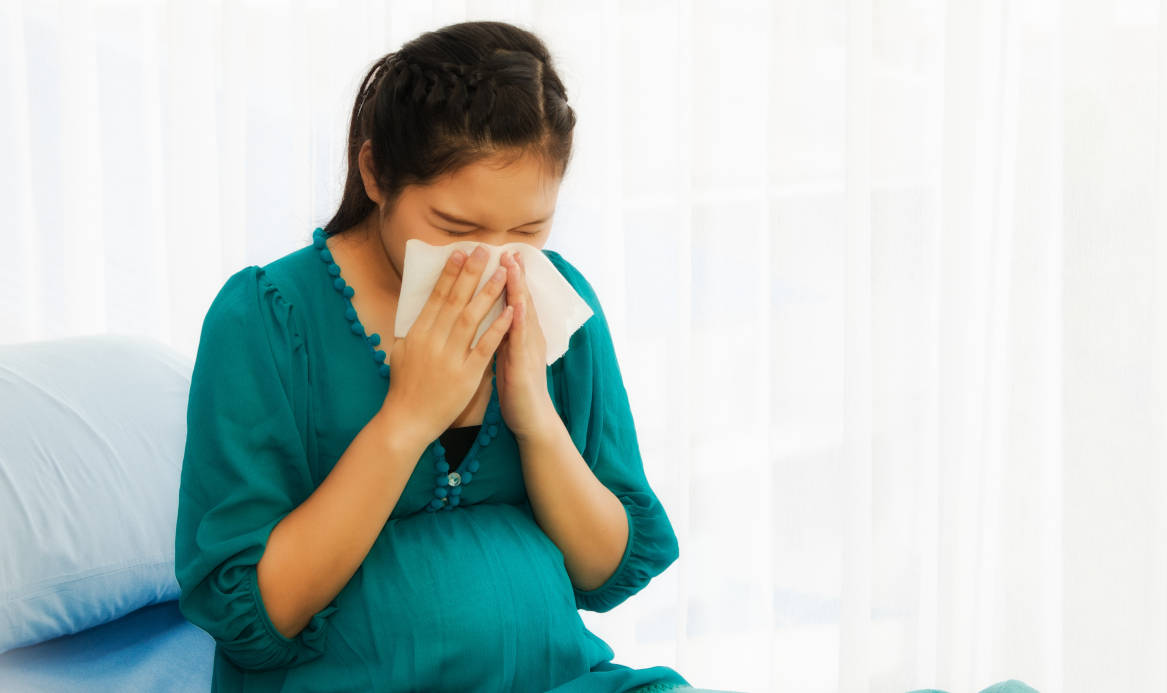 Jika Ibu Hamil Kena Flu, Berikut Cara Mengatasi dan Mencegahnya!