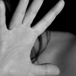 Tips Menghadapi Rasa Takut dan Cemas Menjelang Persalinan