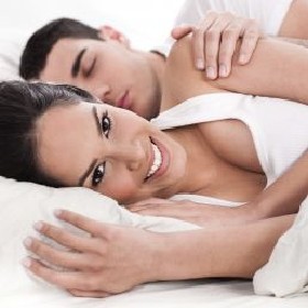 4 Posisi Bercinta Ini Bisa Puaskan Pasangan Wanita Anda!