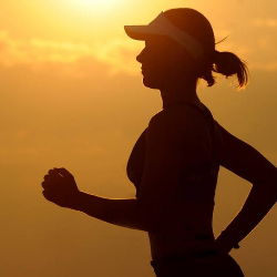 Olahraga Tanpa Alas Kaki, Terapi Akupuntur yang Menyehatkan