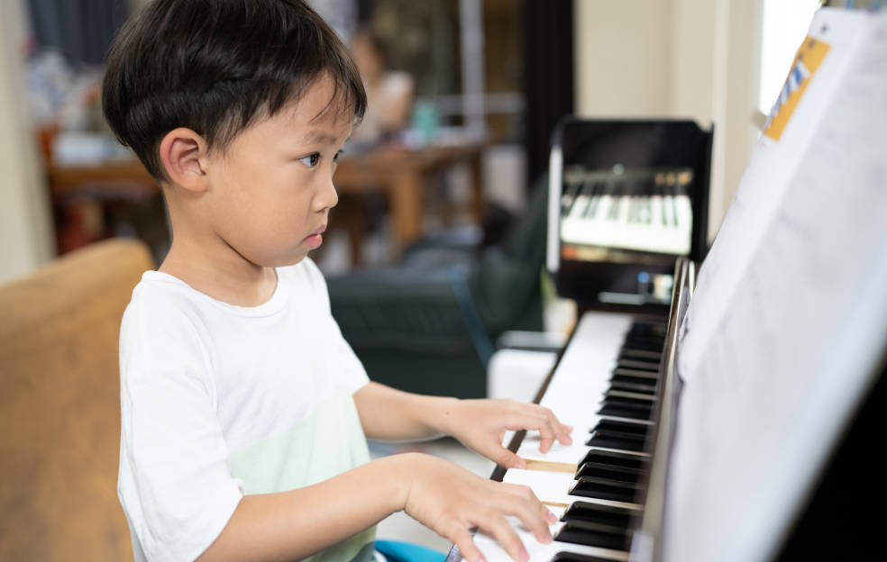 Waspada Mums, Ini Dampak Terlalu Banyak Les bagi Kesehatan Anak