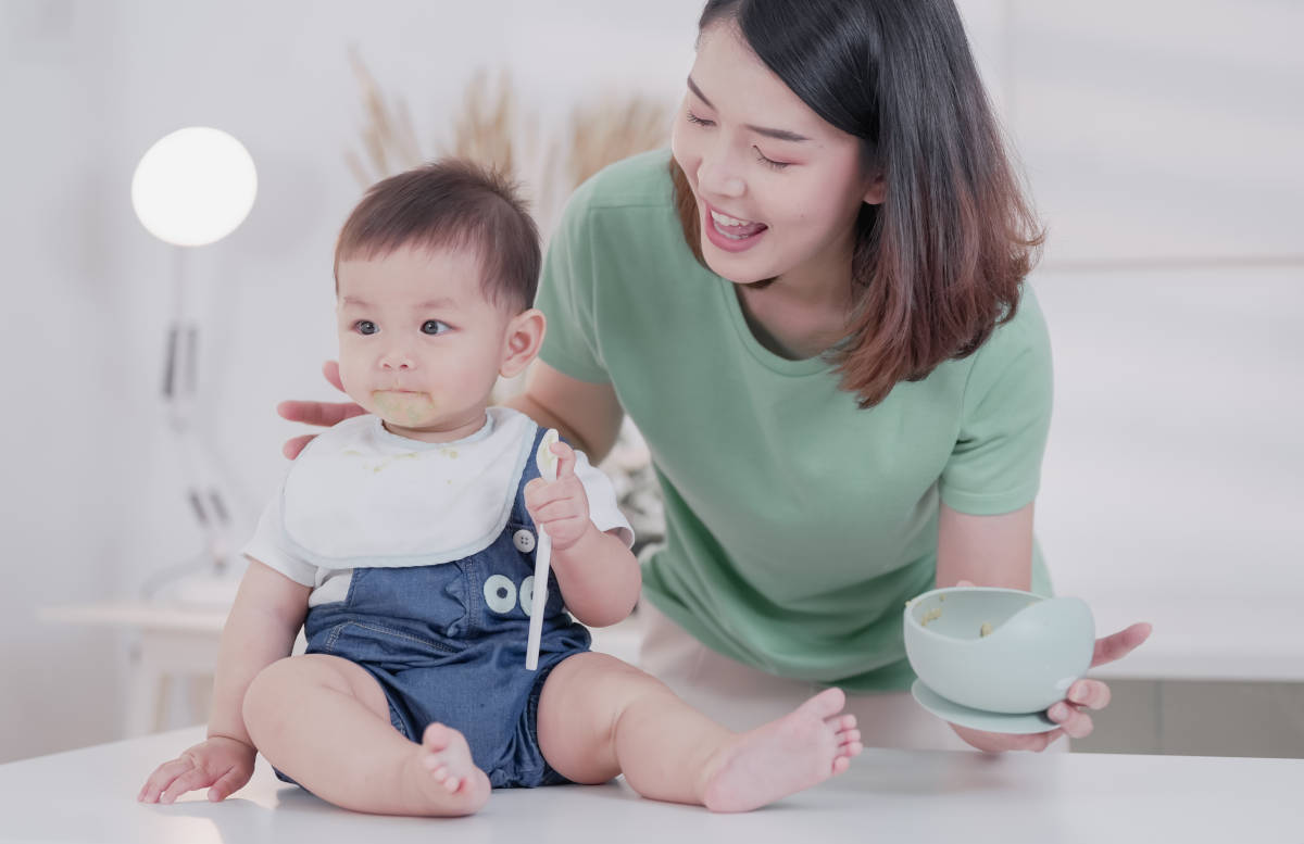 Kesalahan Orang Tua Saat Mendampingi Anak Belajar Makan