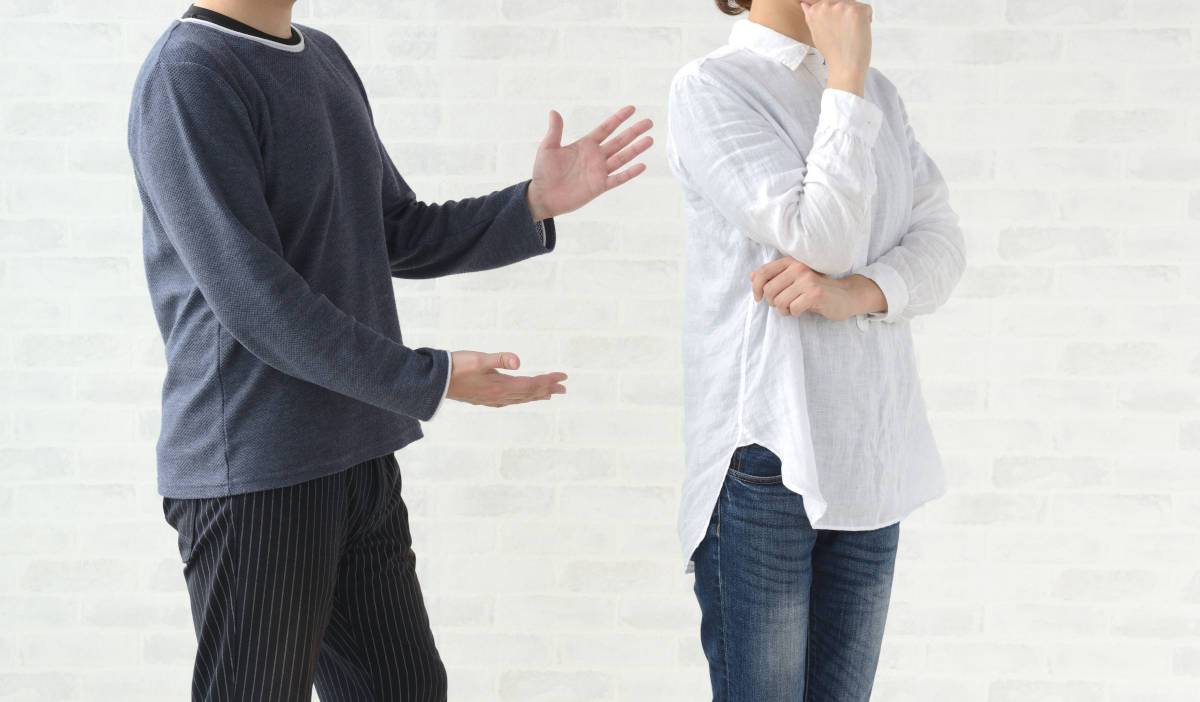 Cara Perbaiki Komunikasi yang Buruk di Rumah Tangga Mums dan Dads