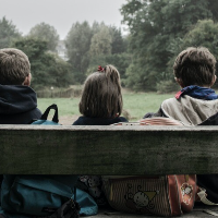 5 Keterampilan Sosial Penting untuk Anak dan Cara Mengajarkannya