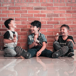 Mengenali 5 Kondisi Anak yang Harus Diatasi dengan Terapi Wicara