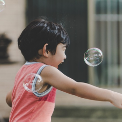 5 Mitos Kesehatan Anak yang Perlu Mums Ketahui