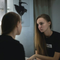 5 Penyebab Self-Hatred, Kecenderungan untuk Membenci Diri Sendiri