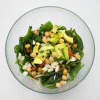 5 Sayuran Ini Kalorinya Hampir Nol, Ampuh Turunkan Berat Badan