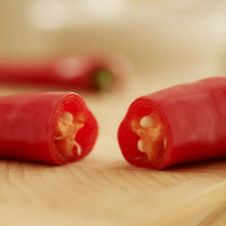 Benarkah Makan Makanan Pedas Bisa Bantu Turunkan Berat Badan?