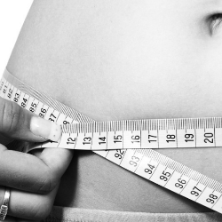 Berat Badan Naik saat Menstruasi? Apa Sih Penyebabnya?