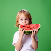 6 Buah untuk Meningkatkan Berat Badan Balita secara Sehat!