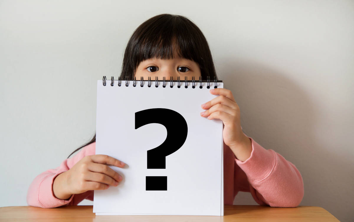 Trik Menghadapi Si Kecil yang Suka Bertanya 