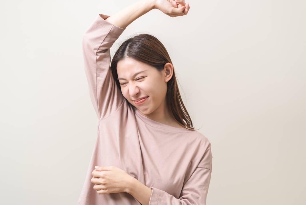 Cara Mengatasi Bau Badan pada Remaja secara Alami