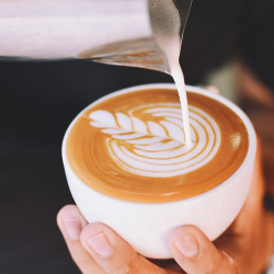 Makanan yang Sebaiknya Dihindari saat Memasuki Usia 30!