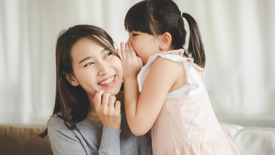 Jika Anak Bertanya Dari Mana Asal Bayi, Ini yang Bisa Mums Katakan