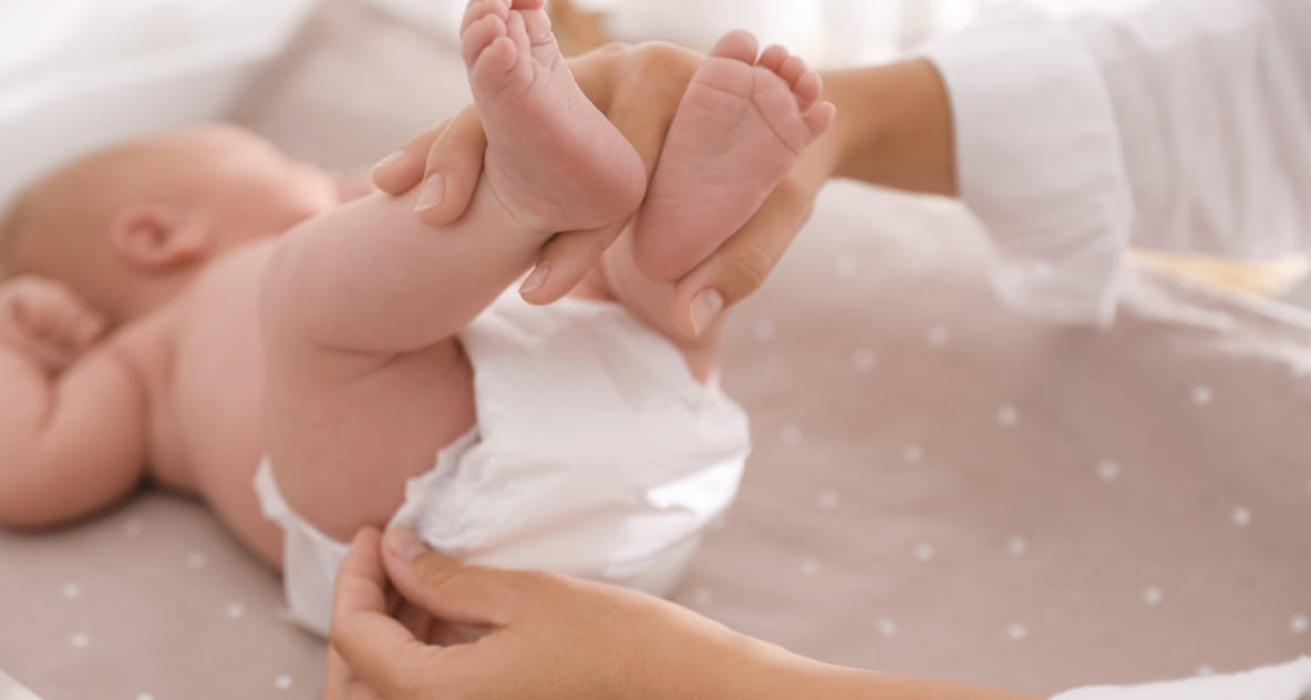 Kenali Berbagai Warna BAB Bayi, Mana yang Normal?