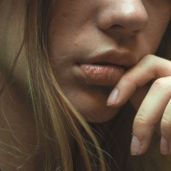 Sariawan Tidak Kunjung Sembuh? Jangan-jangan Kanker Mulut!