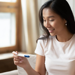 Ah, Hamilkah Saya? Cek 8 Tanda Awal Kehamilan