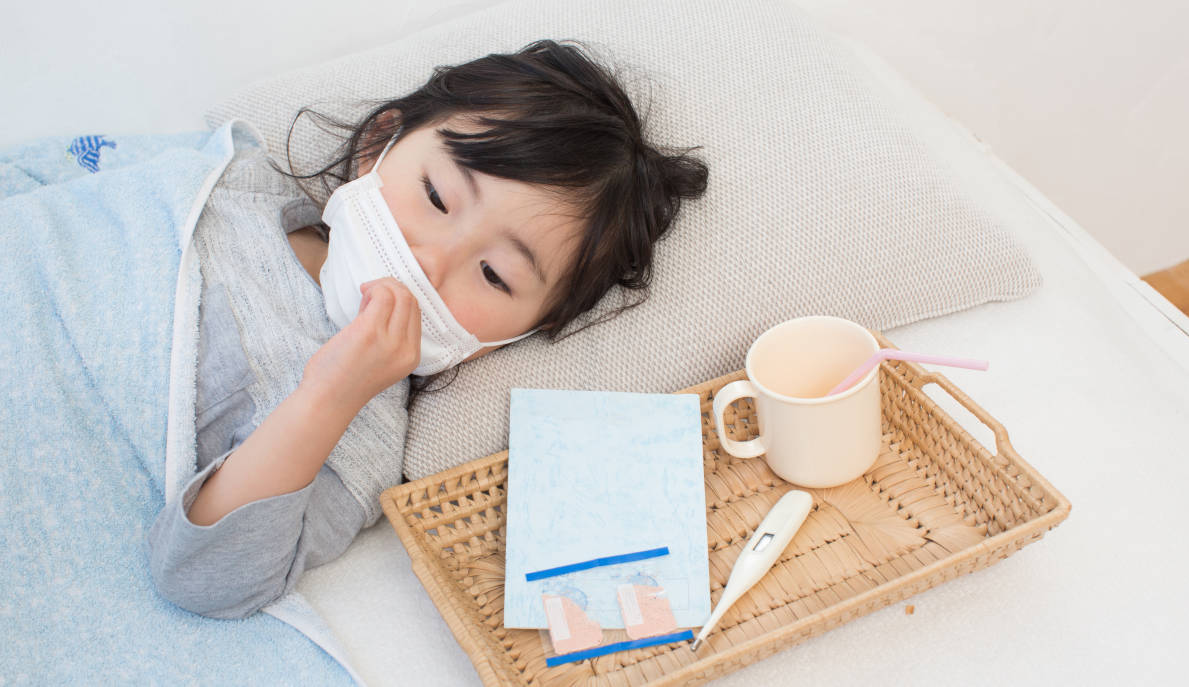 Bedakan Flu, Batuk Pilek Biasa, atau Infeksi Pernapasan Serius pada Anak