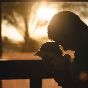 Belajar dari Hypnoparenting