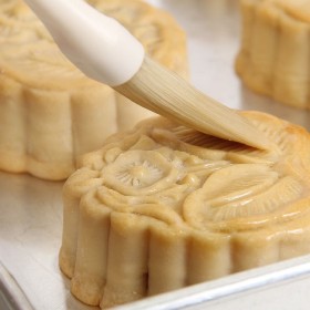 Hitung Jumlah Kalori Makanan Khas Imlek Anda!