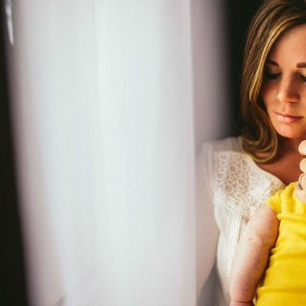 Jangan Terlalu Cepat Menolong Anak