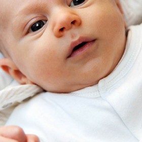 Kenali Tanda Bayi Susah BAB