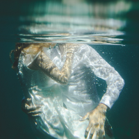 Mau Berhubungan Seks di Dalam Air? Ketahui Hal-Hal Ini Dulu!