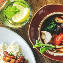 Sering Depresi? Hindari 12 Makanan Ini, Ya!