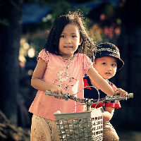 Berbagai Cara Seru Rayakan Hari Kartini dengan Anak