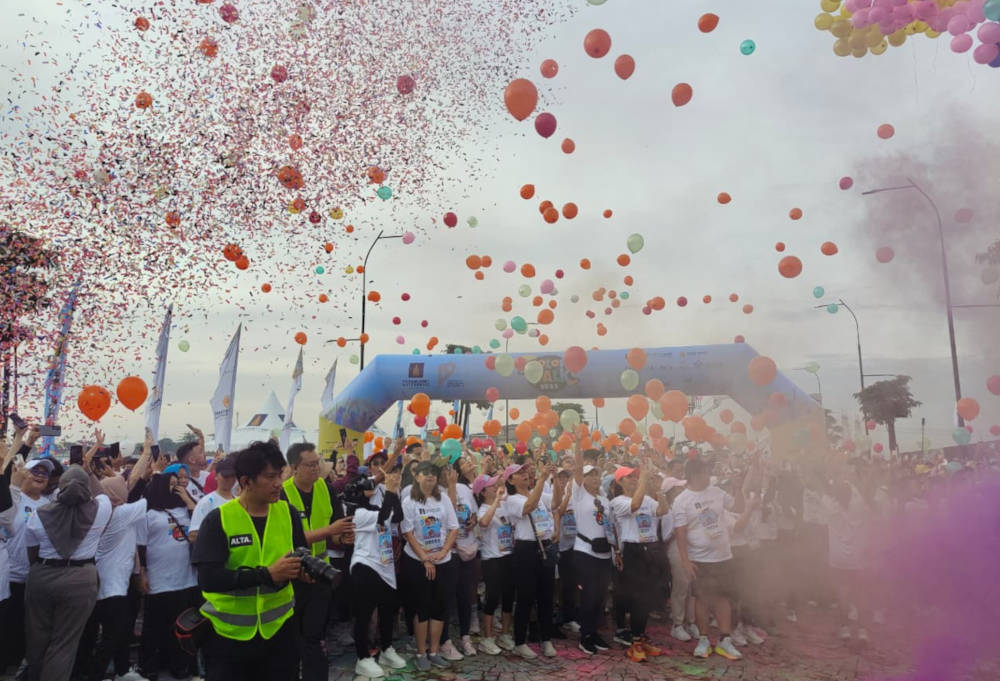 Paramount color walk