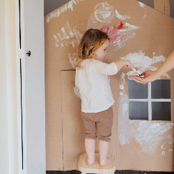 Si Kecil Perlu Dikenalkan dengan 5 Jenis Aturan Ini agar Disiplin, Mums