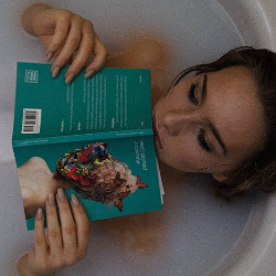 Aktivitas Antibosan dan Mati Gaya Saat Harus di Rumah Saja