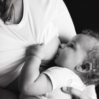 Amankah Mengonsumsi Obat Antidepresan saat Menyusui?